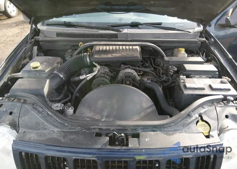 2005 Jeep Grand Cherokee Laredo from USA, damaged, VIN 1J4GR48K55C688840